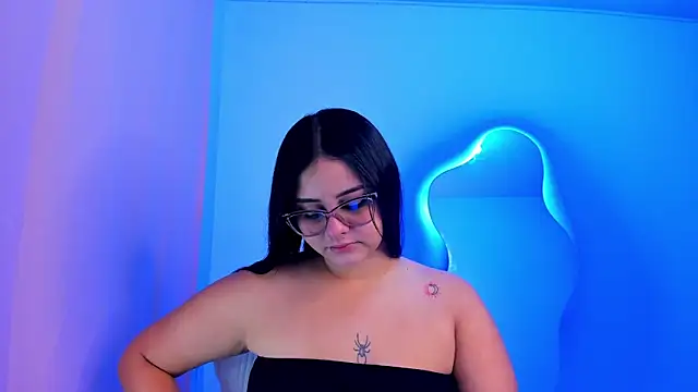 val ferrer online show from October 9, 5:00 am