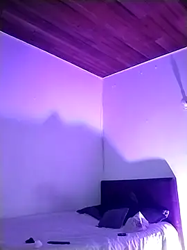 Snapshot of _paulaaa chatting on October 10, 1:21 am paulaaa online show from October 10, 1:21 am