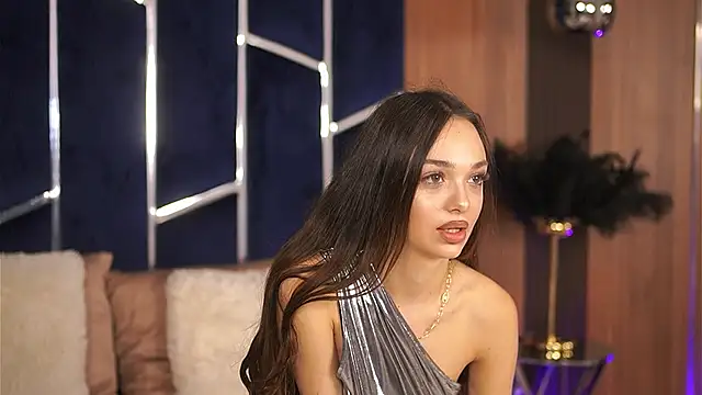 Snapshot of AmiraVeyl chatting on September 23, 11:03 pm AmiraVeyl online show from September 23, 11:03 pm