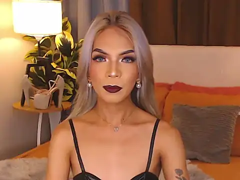 Snapshot of CelestinaMarquez0427 chatting on October 7, 1:10 am CelestinaMarquez0427 online show from October 7, 1:10 am