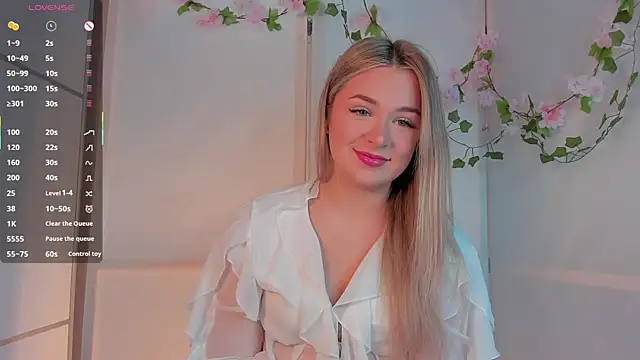 Snapshot of AliaBuerstatte chatting on September 25, 7:12 pm AliaBuerstatte online show from September 25, 7:12 pm