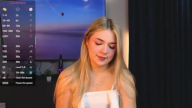 Snapshot of AliaBuerstatte chatting on October 6, 7:18 pm AliaBuerstatte online show from October 6, 7:18 pm