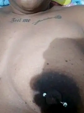 Snapshot of nessinha12 chatting on October 20, 2:36 am nessinha12 online show from October 20, 2:36 am