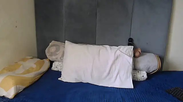 Snapshot of Tyllorsavage chatting on October 20, 12:19 pm Tyllorsavage online show from October 20, 12:19 pm