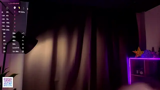 BelindaParbs online show from September 27, 6:04 pm