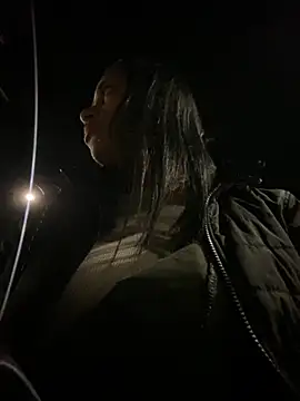 AlannaEvons online show from September 25, 1:15 am