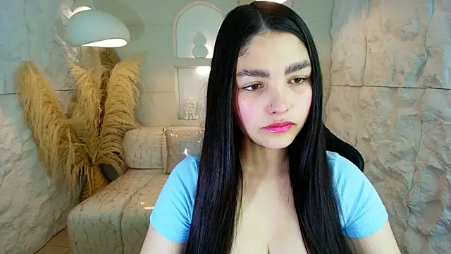 luna  r online show from October 21, 12:42 pm