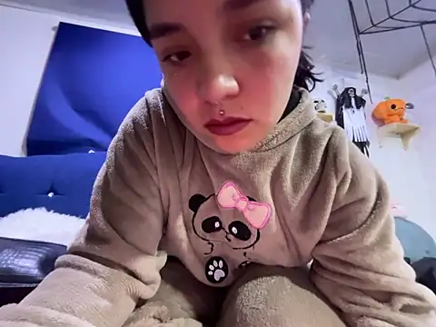 Snapshot of amanne_misa chatting on October 27, 12:17 am amanne misa online show from October 27, 12:17 am