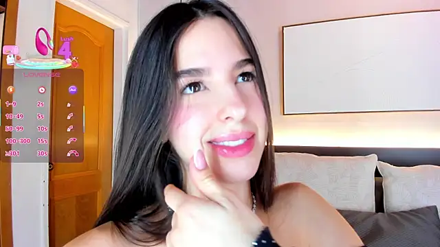 Snapshot of SolAvelar chatting on September 30, 4:18 am SolAvelar online show from September 30, 4:18 am