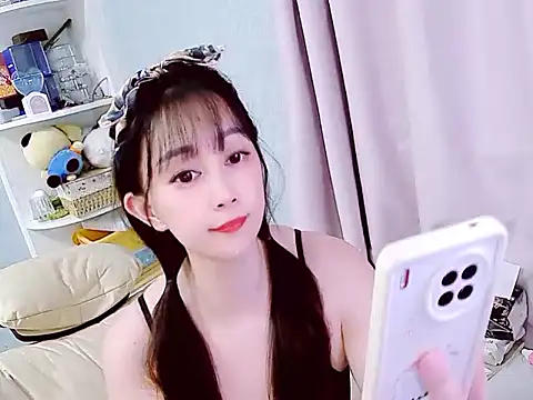 CatLovesapple online show from September 8, 5:01 pm