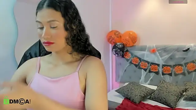 Snapshot of sweetrose_01 chatting on October 30, 2:51 pm sweetrose 01 online show from October 30, 2:51 pm