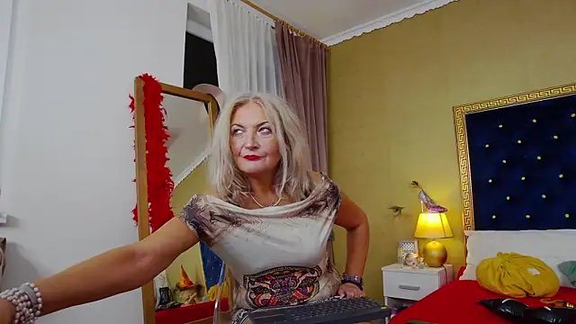 Snapshot of Allura_Jenson chatting on October 29, 8:33 pm Allura Jenson online show from October 29, 8:33 pm