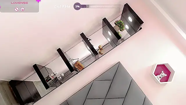 Snapshot of Amira_Ember chatting on September 28, 12:50 am Amira Ember online show from September 28, 12:50 am