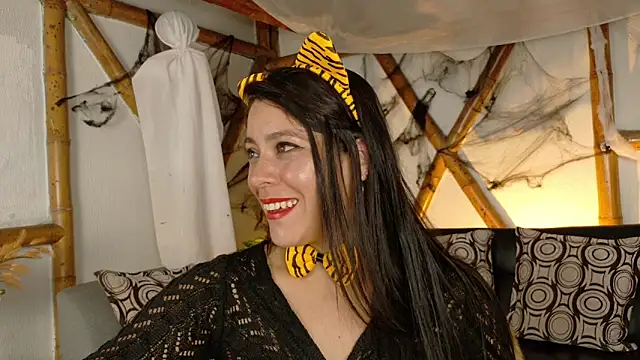 Snapshot of sofiia_diaz0805 chatting on October 31, 9:08 pm sofiia diaz0805 online show from October 31, 9:08 pm