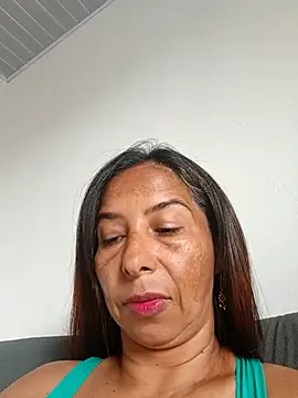 Snapshot of maleja23 chatting on September 18, 1:42 pm maleja23 online show from September 18, 1:42 pm
