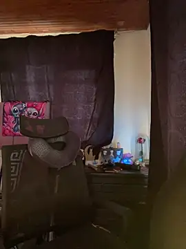 CoraVibes online show from October 10, 8:14 pm