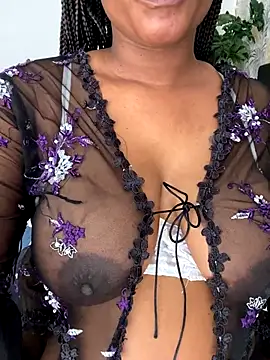 Snapshot of fatpussydallx chatting on October 23, 10:32 am fatpussydallx online show from October 23, 10:32 am