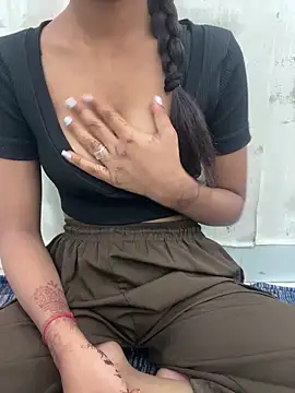 Snapshot of cute_parii_ chatting on October 15, 3:36 pm cute parii online show from October 15, 3:36 pm