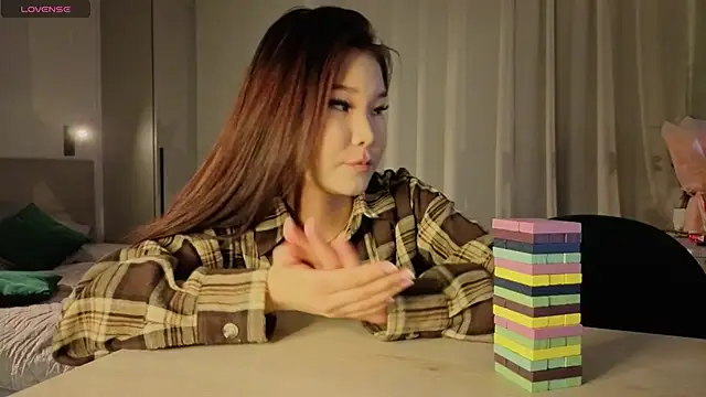 iamyuki online show from September 9, 3:01 pm