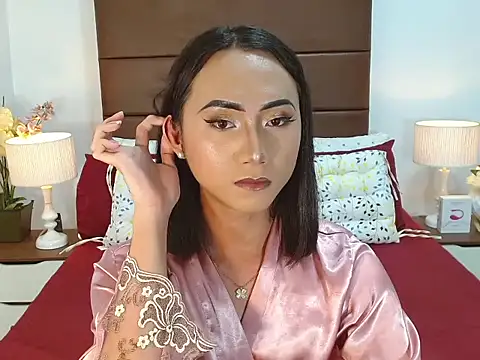 Snapshot of BlaireWilzon chatting on October 13, 12:41 pm BlaireWilzon online show from October 13, 12:41 pm