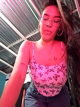 valentinarios  online show from October 27, 12:28 am