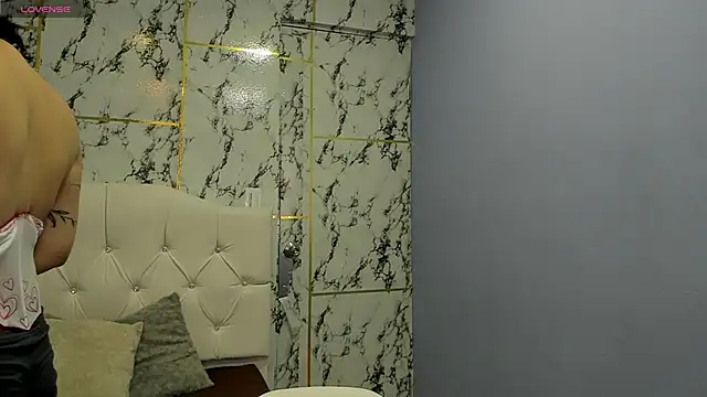 Itsuki N online show from September 18, 12:04 pm