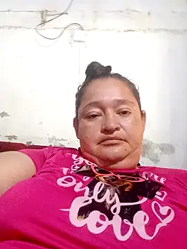 Snapshot of Sexyy-BBW chatting on October 14, 12:19 pm Sexyy-BBW online show from October 14, 12:19 pm