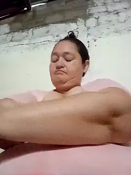 Snapshot of Sexyy-BBW chatting on October 21, 11:58 am Sexyy-BBW online show from October 21, 11:58 am