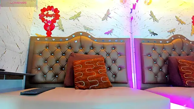 Zoe-Johnson  online show from September 20, 9:57 pm