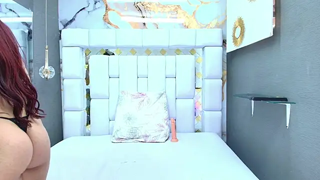 Snapshot of Samantha-Colins_ chatting on September 10, 9:15 pm Samantha-Colins online show from September 10, 9:15 pm