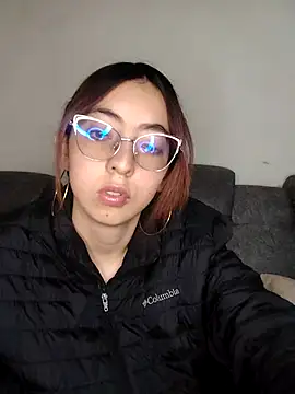 Snapshot of AnnieSparkle chatting on October 3, 12:05 am AnnieSparkle online show from October 3, 12:05 am