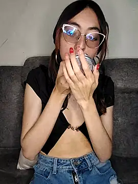 Snapshot of AnnieSparkle chatting on September 23, 12:09 am AnnieSparkle online show from September 23, 12:09 am