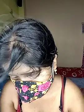 Love143A online show from March 27, 4:36 am