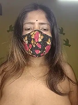 Love143A online show from February 18, 4:11 am