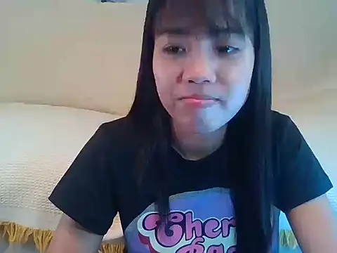 AnnewithanE online show from October 12, 5:32 am