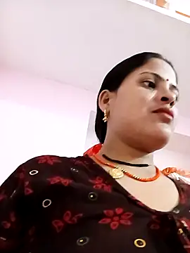 Snapshot of Sexi_savitri chatting on October 25, 2:35 pm Sexi savitri online show from October 25, 2:35 pm