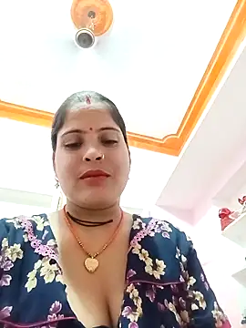 Snapshot of Sexi_savitri chatting on October 14, 2:30 pm Sexi savitri online show from October 14, 2:30 pm