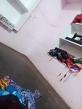 Snapshot of Sexi_savitri chatting on November 1, 3:16 pm Sexi savitri online show from November 1, 3:16 pm