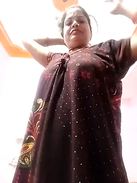 Snapshot of Sexi_savitri chatting on October 12, 9:50 pm Sexi savitri online show from October 12, 9:50 pm