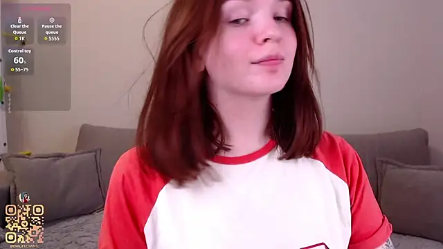 Snapshot of EvaJackson111 chatting on October 7, 2:10 pm EvaJackson111 online show from October 7, 2:10 pm