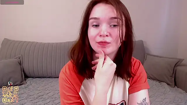 Snapshot of EvaJackson111 chatting on October 1, 1:49 pm EvaJackson111 online show from October 1, 1:49 pm