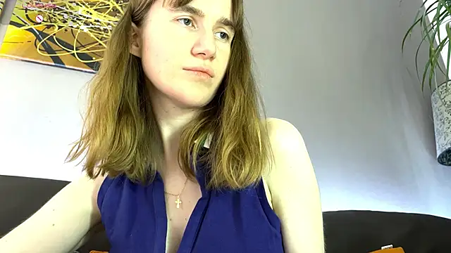 Snapshot of velina__ chatting on October 25, 9:32 pm velina online show from October 25, 9:32 pm