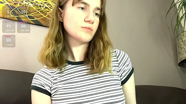 Snapshot of velina__ chatting on October 22, 8:03 pm velina online show from October 22, 8:03 pm