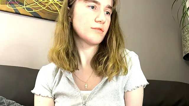 Snapshot of velina__ chatting on October 4, 8:24 pm velina online show from October 4, 8:24 pm