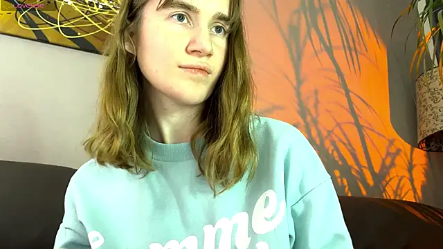 Snapshot of velina__ chatting on September 25, 7:55 pm velina online show from September 25, 7:55 pm