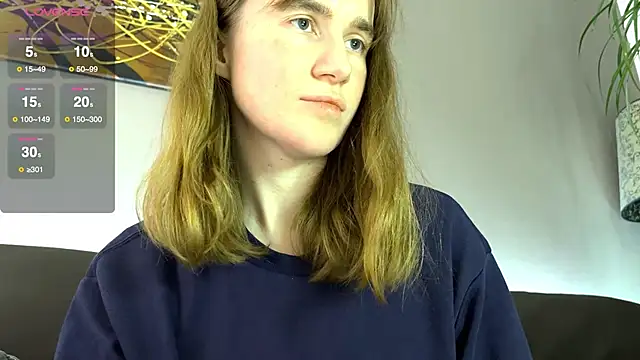 Snapshot of velina__ chatting on October 16, 8:44 pm velina online show from October 16, 8:44 pm