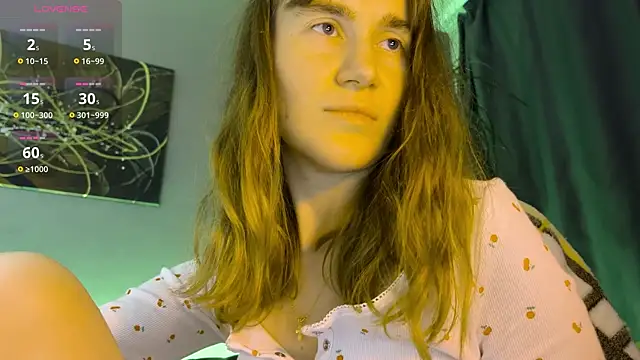 velina   online show from January 10, 4:44 pm