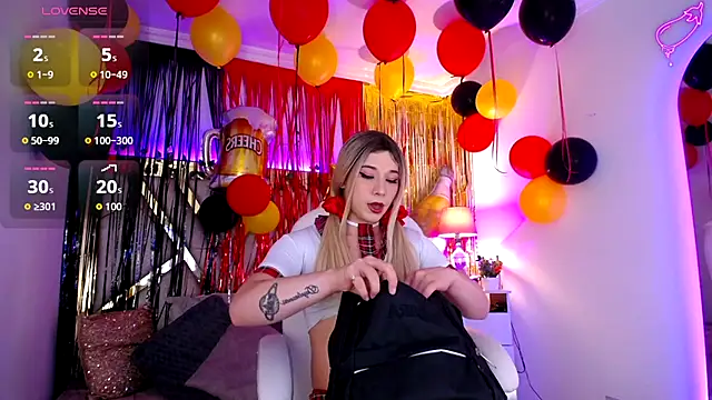 Ashley parkerr online show from October 2, 6:29 am