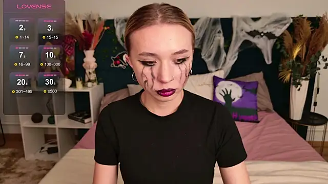 RachelColon online show from October 31, 4:44 pm