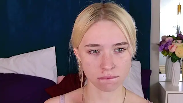 RachelColon online show from September 9, 5:13 pm
